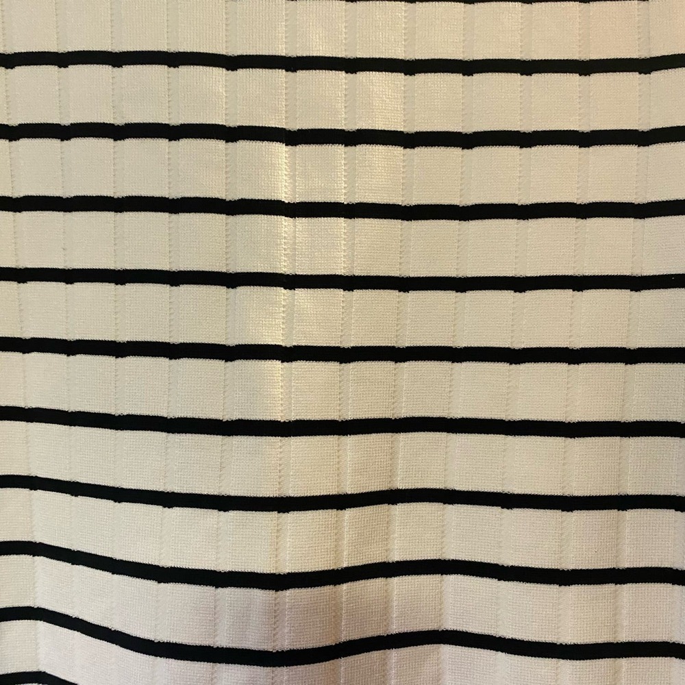 Zara Knit Sweater- size Large - Picture 6 of 6